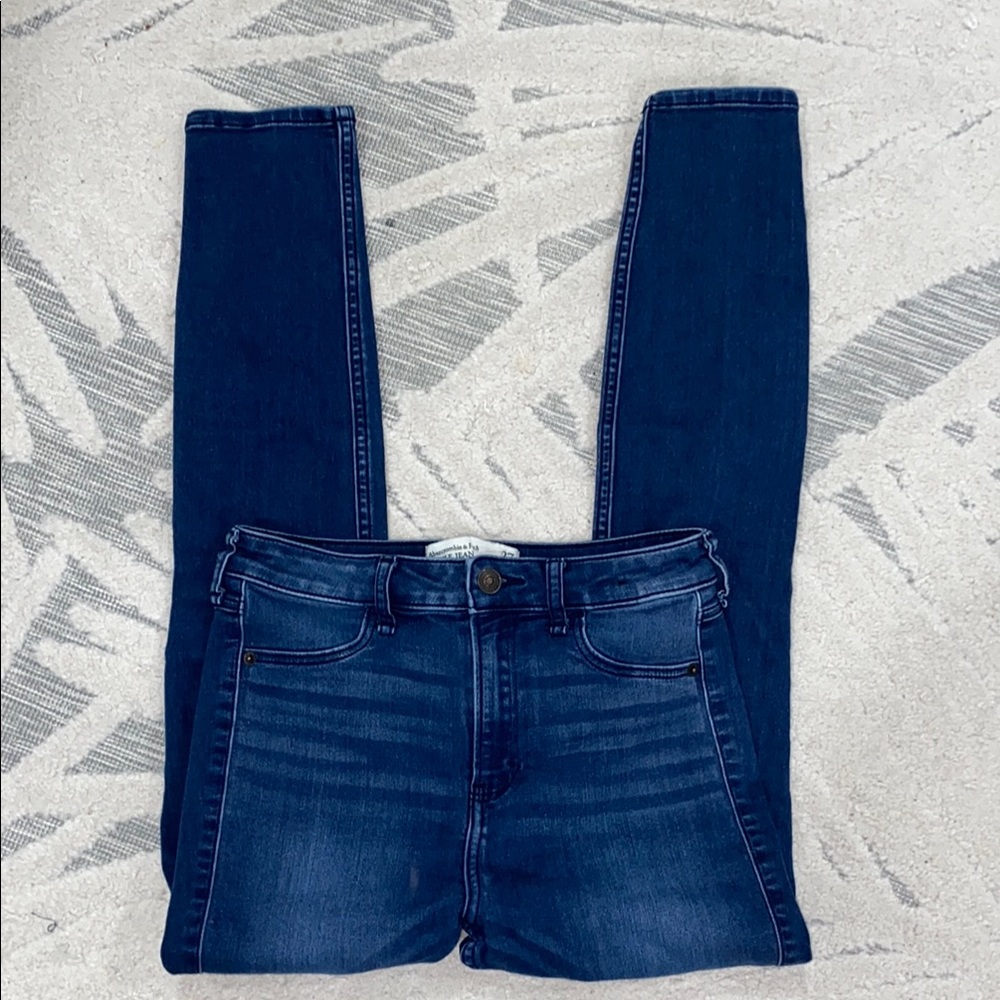 Abercrombie and Fitch Ankle Jean High Rise 4 Pocket Jeans-Size 27/4R-Medium Wash